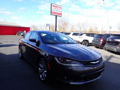 Used 2016 Chrysler 200 S w/ Comfort Group