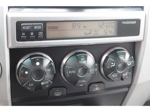 Used 2004 Toyota 4Runner Sport AWD/4WD image 23