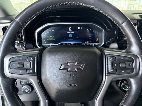 Used 2022 Chevrolet Silverado 1500 RST w/ Convenience Package II AWD/4WD image 12