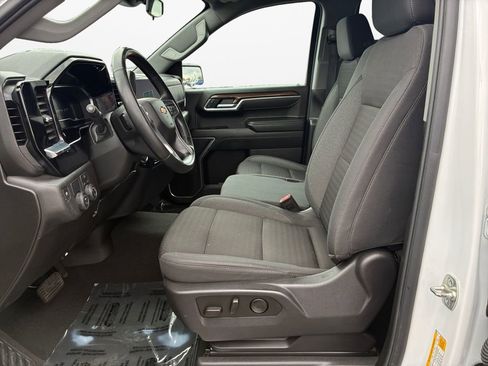 Used 2025 Chevrolet Silverado 1500 LT image 19