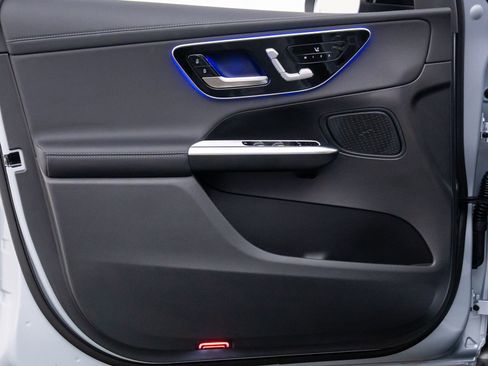 Certified 2025 Mercedes-Benz GLC 350e 4MATIC image 18