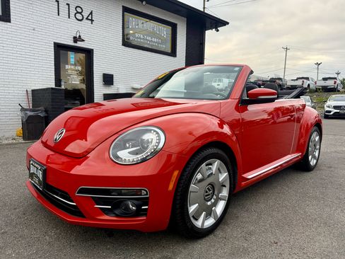 Used 2018 Volkswagen Beetle 2.0T SE image 22
