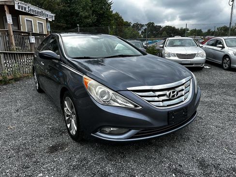 Used 2013 Hyundai Sonata SE w/ Navigation & Sunroof Pkg image 6