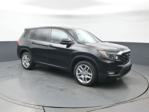 Used 2024 Honda Passport EX-L image 8