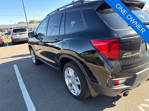 Used 2025 Honda Passport EX-L image 3