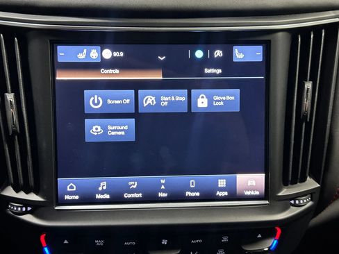 Used 2024 Maserati Levante GT Ultima image 41