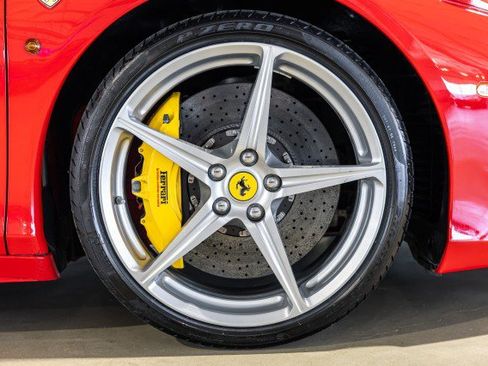 Used 2010 Ferrari 458 Italia Coupe RWD image 27