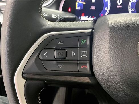 Used 2024 Jeep Grand Cherokee Laredo w/ Trailer Tow Package image 23