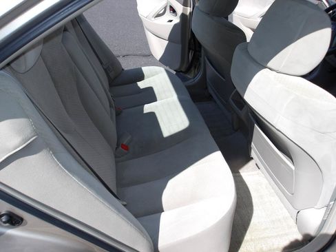 Used 2007 Toyota Camry LE FWD image 11