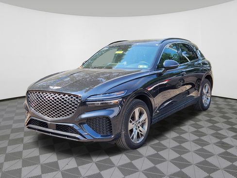 Used 2025 Genesis GV70 3.5T Sport AWD/4WD image 2