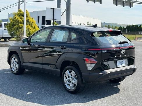 Used 2024 Hyundai Kona SE AWD/4WD image 11