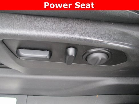 Certified 2021 Chevrolet Silverado 1500 LTZ image 26