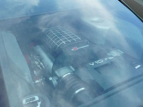 Used 2012 Audi R8 GT image 74