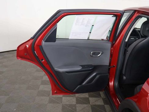 Used 2025 Kia K4 FWD image 18