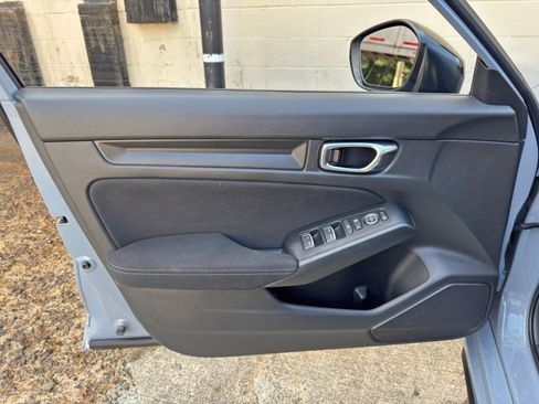 Used 2023 Honda Civic Sport image 35