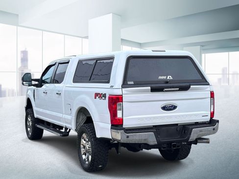 Used 2017 Ford F250 Lariat w/ Chrome Package AWD/4WD image 3