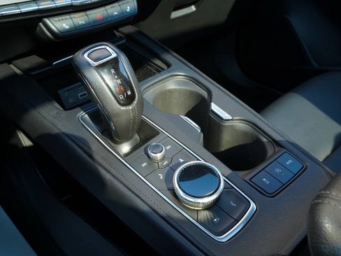 Used 2019 Cadillac XT4 Premium Luxury image 23