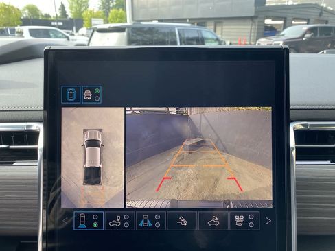 Used 2025 GMC Sierra EV Denali AWD/4WD image 24