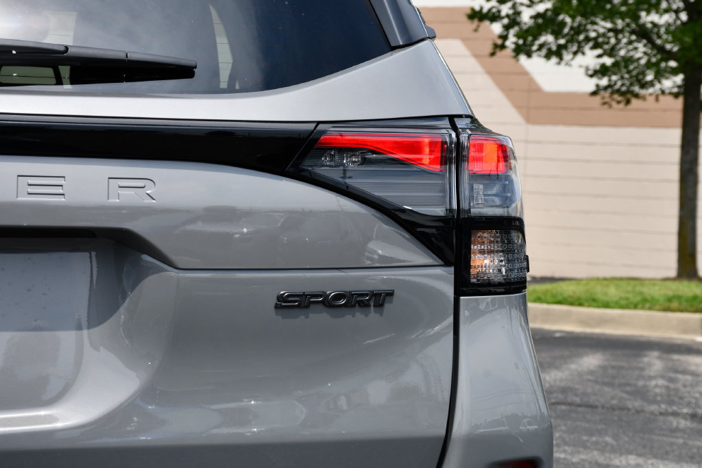 New 2026 Subaru Forester Sport w/ Onyx Edition AWD/4WD image 9