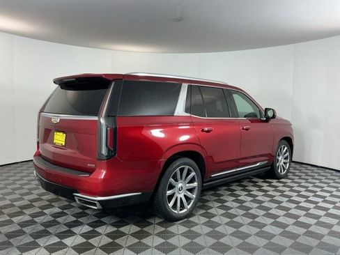 Used 2021 Cadillac Escalade Premium Luxury Platinum image 4