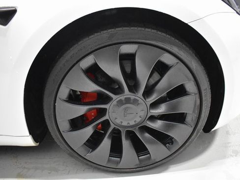 Used 2023 Tesla Model 3 Performance image 10