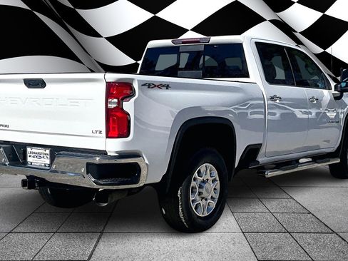 Used 2020 Chevrolet Silverado 2500 LTZ w/ LTZ Plus Package image 2