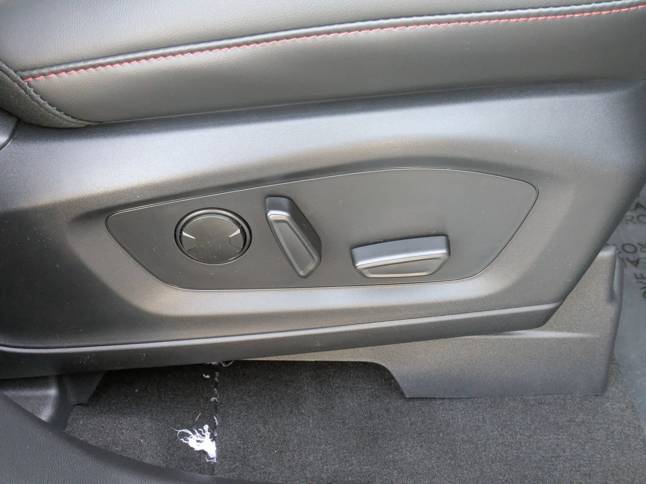 New 2026 Ford Explorer ST-Line w/ Premium Package RWD image 40