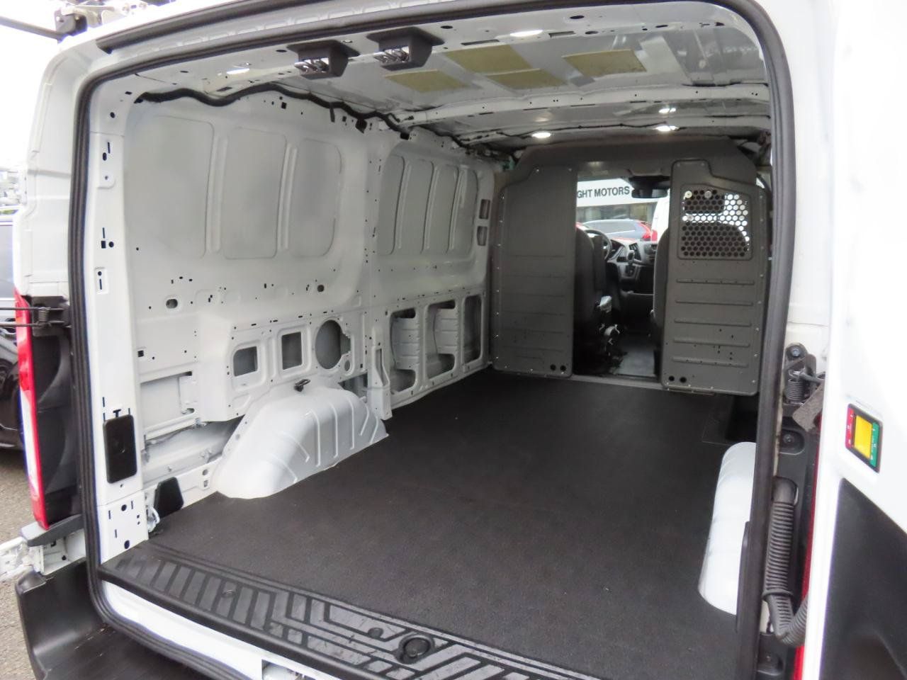 Used 2018 Ford Transit 250 130 Low Roof RWD image 11