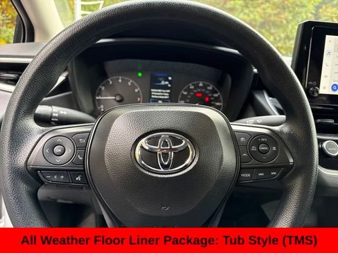 Used 2024 Toyota Corolla LE image 17