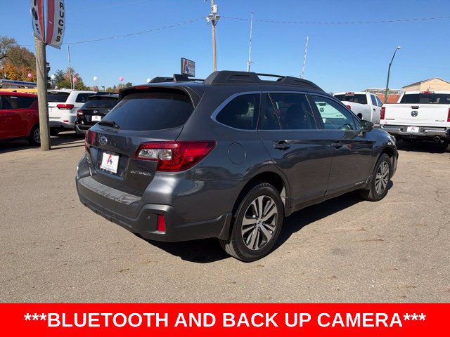 Used 2018 Subaru Outback 2.5i Limited AWD/4WD image 3