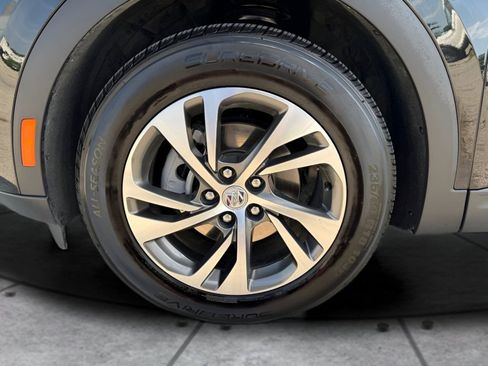 Used 2023 Buick Envision Essence image 32