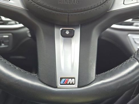 Used 2021 BMW 750i xDrive w/ M Sport Package image 19