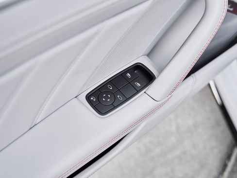 Used 2024 Porsche 911 Turbo S image 31