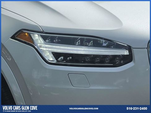 Certified 2025 Volvo XC90 B5 Plus w/ Protection Package Premier image 7