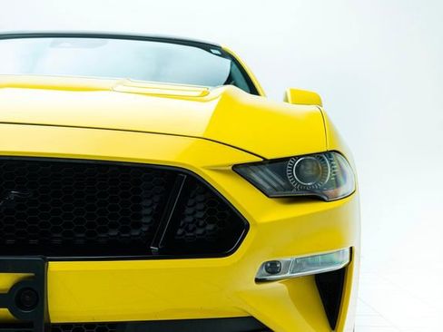 Used 2018 Ford Mustang GT Premium w/ Safe & Smart Package image 7