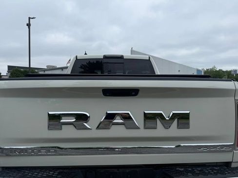 Used 2016 RAM 1500 Limited AWD/4WD image 4