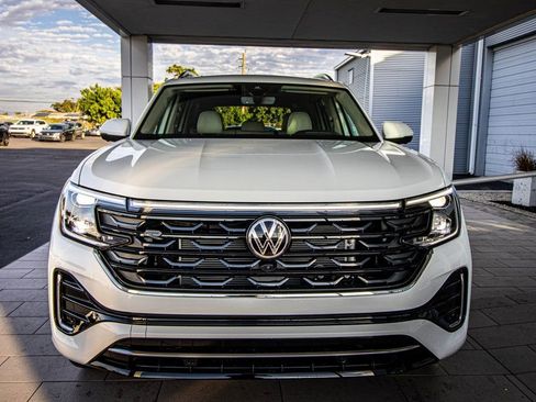 New 2026 Volkswagen Atlas SEL Premium R-Line image 8