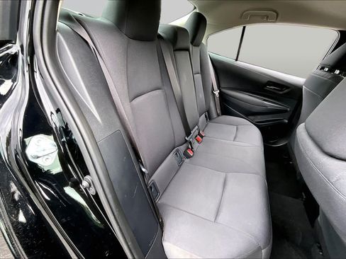 Used 2026 Toyota Corolla LE w/ LE Premium Package FWD image 19