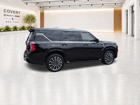 Used 2025 Nissan Armada Platinum Reserve AWD/4WD image 13