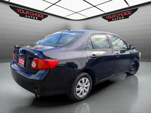 Used 2010 Toyota Corolla LE FWD image 5