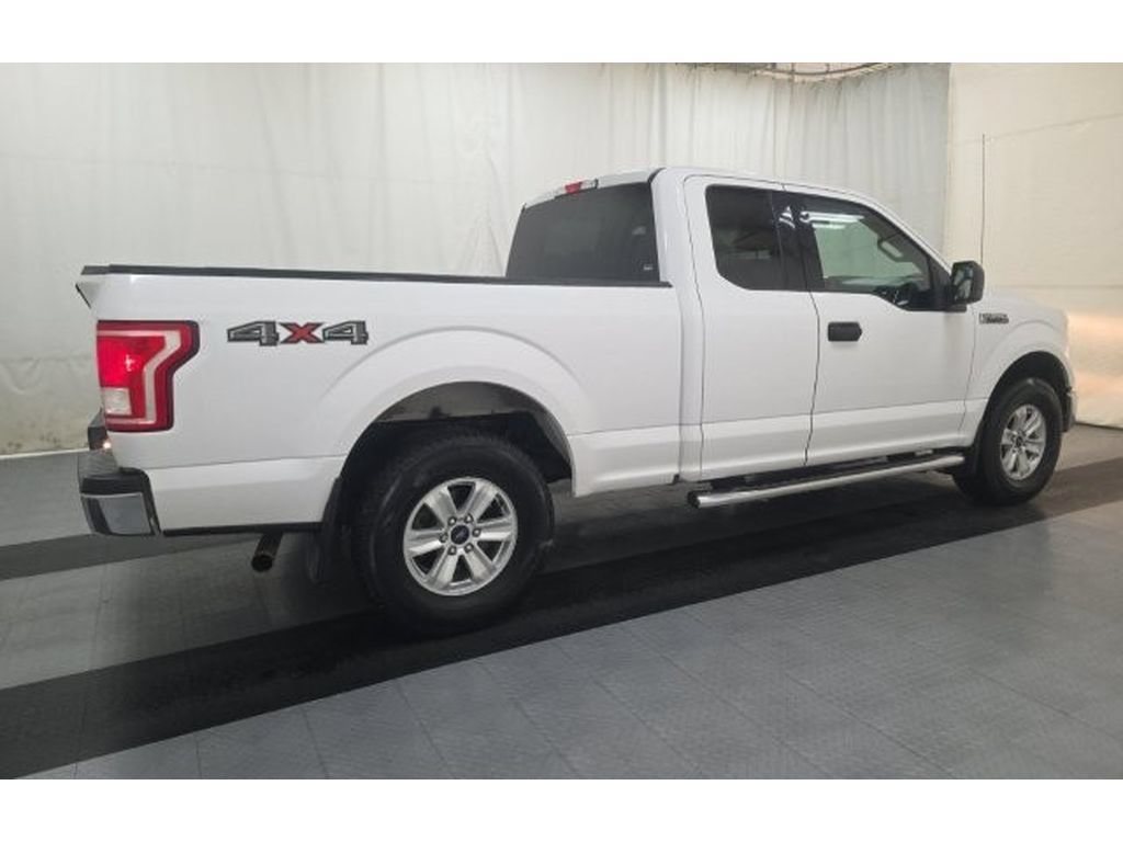 Used 2016 Ford F150 XLT AWD/4WD image 3