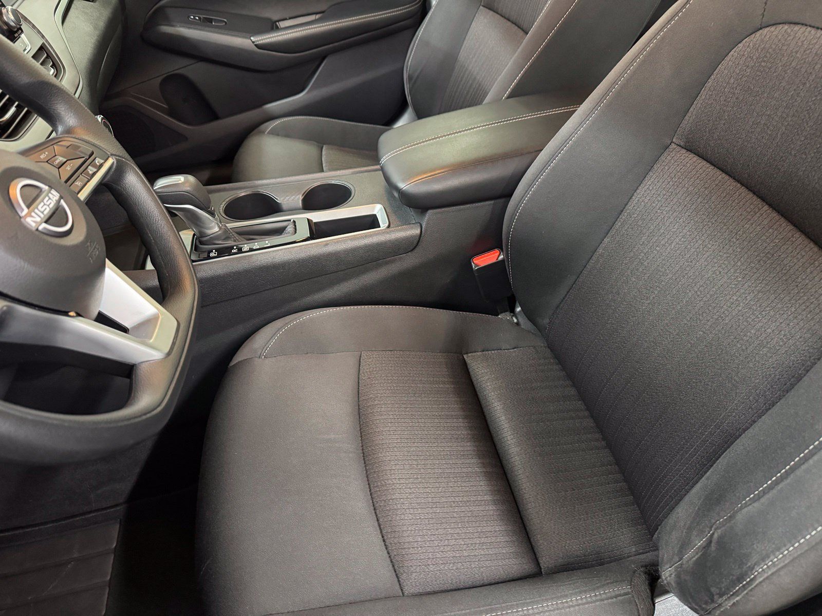 Certified 2025 Nissan Altima 2.5 SV FWD image 14
