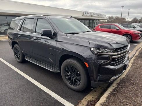 Used 2023 Chevrolet Tahoe LT w/ Luxury Package image 2