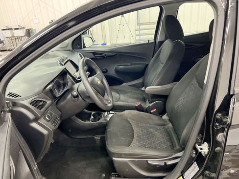 Used 2021 Chevrolet Spark LS FWD image 19