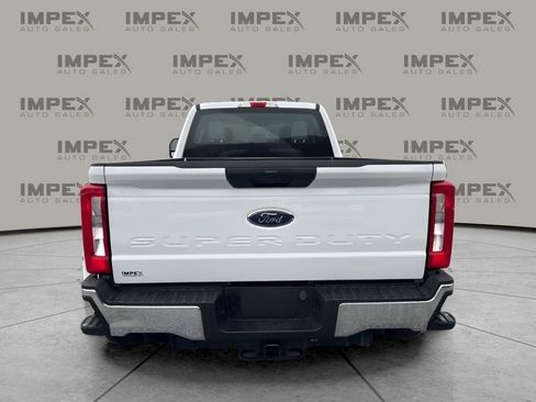 Used 2024 Ford F350 XL w/ XL Chrome Package AWD/4WD image 4
