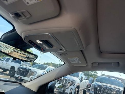 New 2027 GMC Terrain Denali w/ LPO, Floor Liner Package AWD/4WD image 18