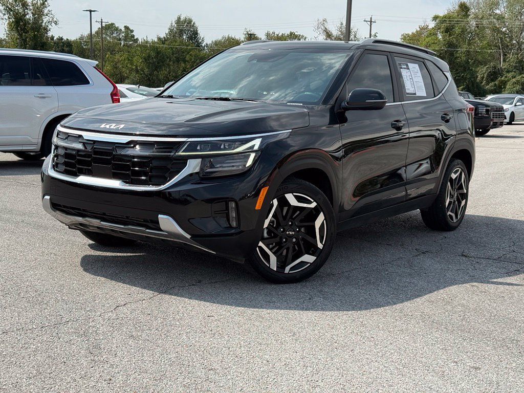 Used 2024 Kia Seltos SX AWD/4WD image 3