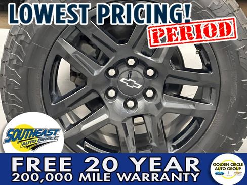 Used 2022 Chevrolet Silverado 1500 LT Trail Boss w/ Bed Protection Package image 61