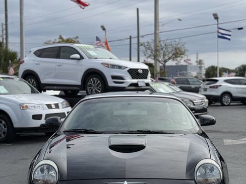 Used 2002 Ford Thunderbird Deluxe image 10