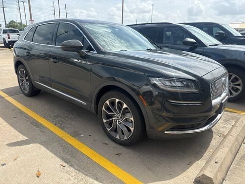 Used 2022 Lincoln Nautilus Reserve w/ Luxury Package FWD image 3